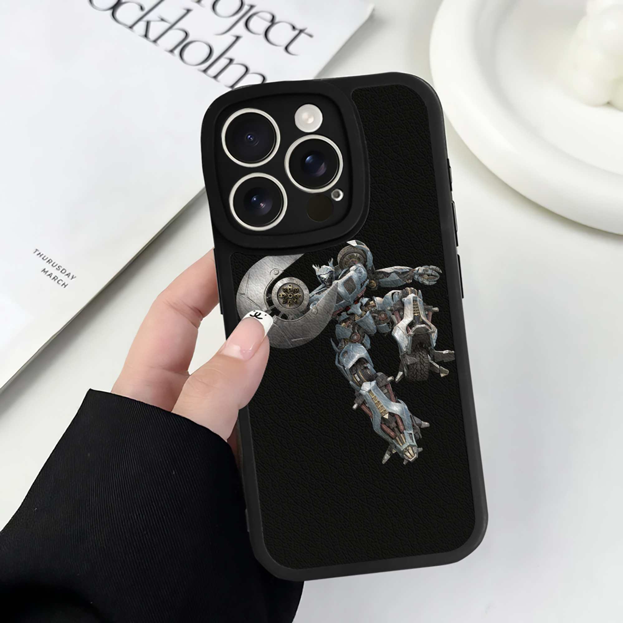 （画像用）  【iPhone 16シリーズ対応】シリコンスマホケース（レザー調） 材質：シリコン